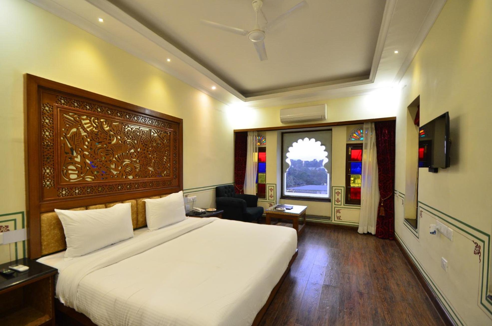 فندق أُودايبورفي  Aaram Mahal By Pachar Group المظهر الخارجي الصورة