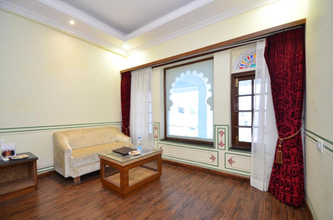 فندق أُودايبورفي  Aaram Mahal By Pachar Group المظهر الخارجي الصورة