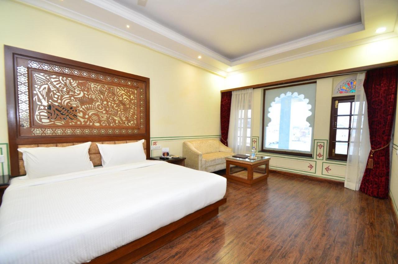 فندق أُودايبورفي  Aaram Mahal By Pachar Group المظهر الخارجي الصورة