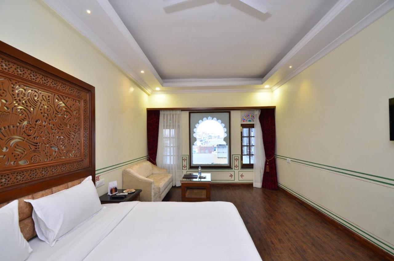 فندق أُودايبورفي  Aaram Mahal By Pachar Group المظهر الخارجي الصورة
